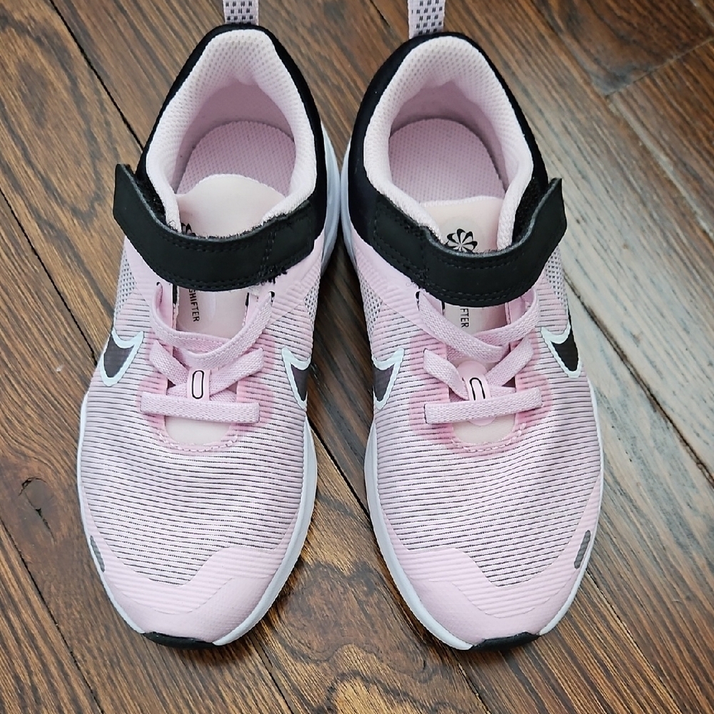 Nike Kids Pink and Black Sneakers